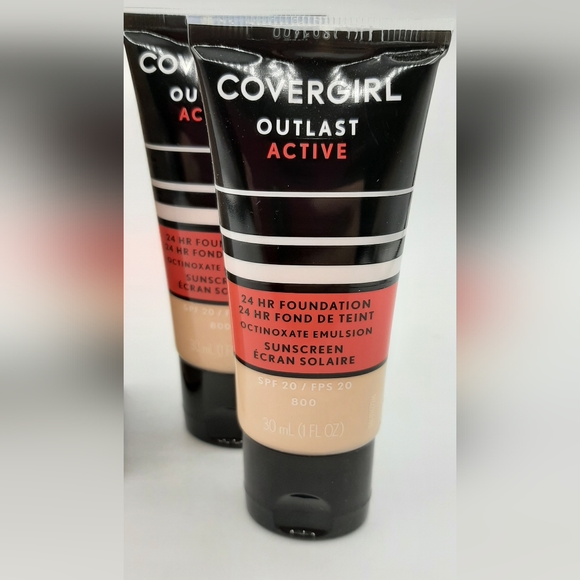 COVERGIRL Outlast Active 24Hr Foundation 30ml/1oz - 2 foundations included NEW!! - Picture 2 of 3